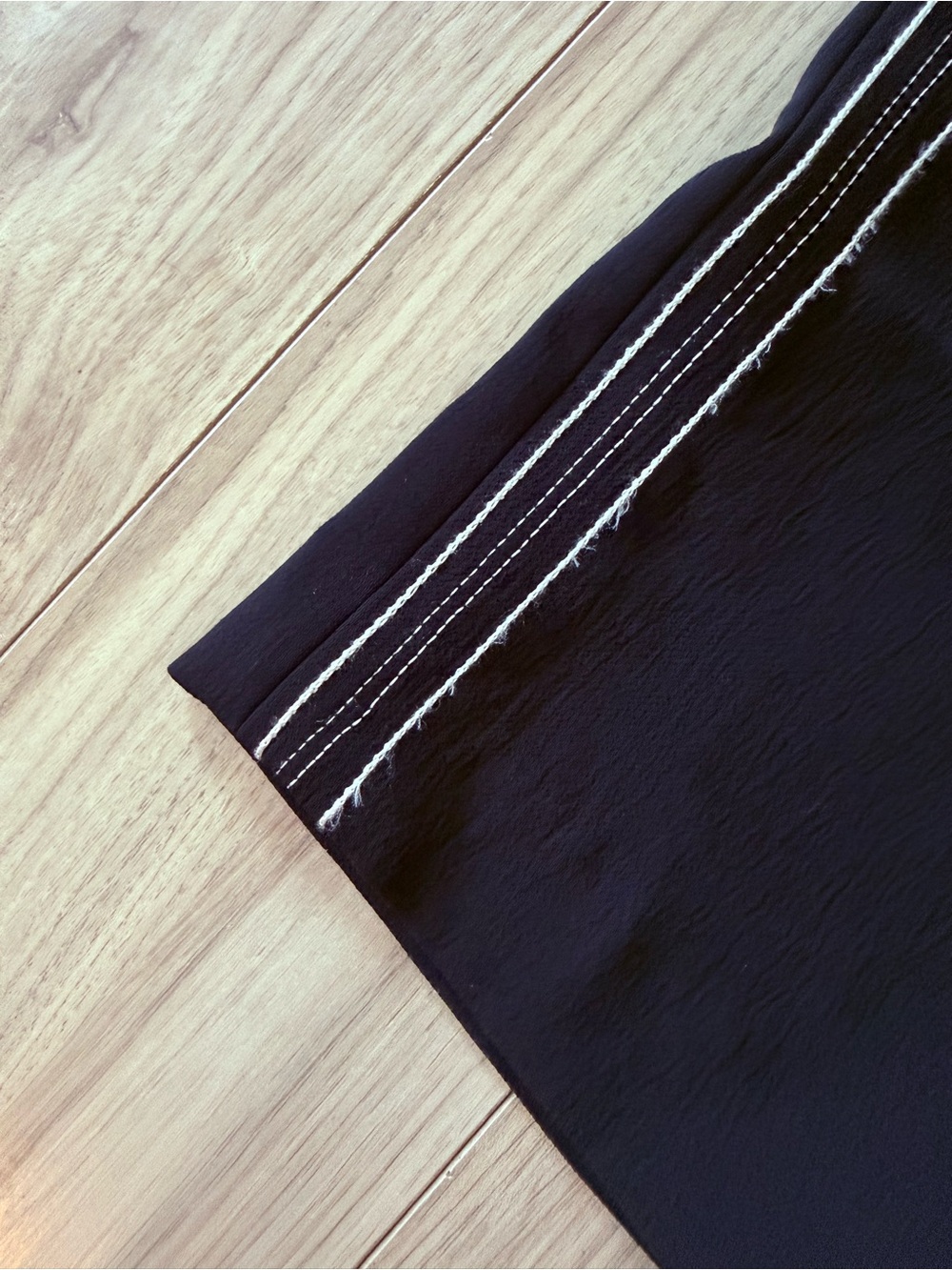 Wilfred Black Pants with White Side Stitching - Picture 2 of 5